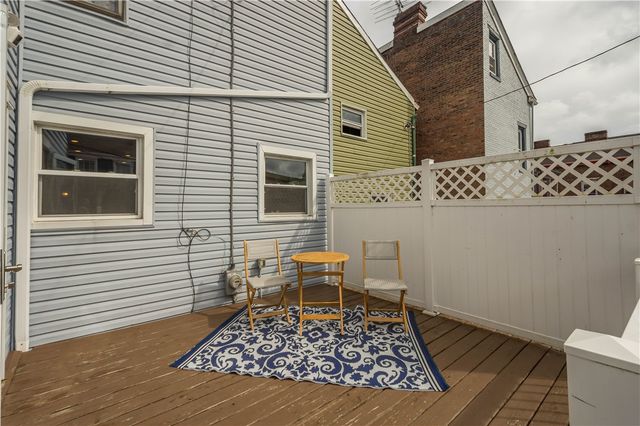 1207 Linden Place, Central North Side, PA 15212
