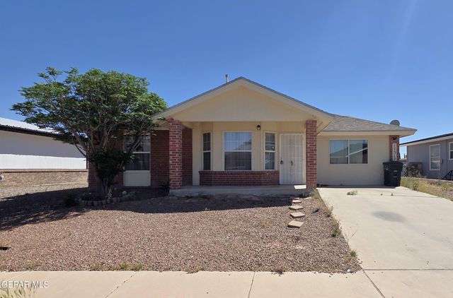 14312 Desierto Bello Avenue, Horizon City, TX 79928