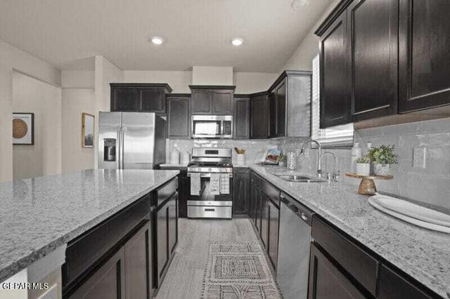 11872 Artekale Place, El Paso, TX 79934