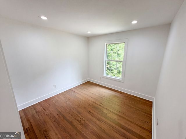 3548 Herren Drive SW, Smyrna, GA 30082