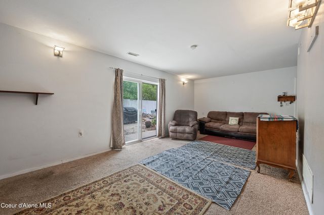 2615 N 11TH ST, Coeur D'alene, ID 83815