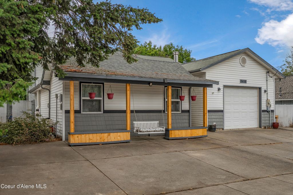 2615 N 11TH ST, Coeur D'alene, ID 83815