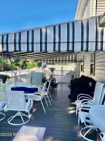 24 Netty Street, Howell, NJ 07731