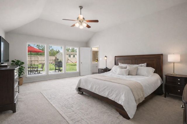 31870 Forest Park Trail, Conroe, TX 77385