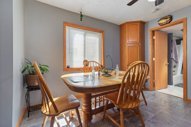 9714 Mcvicker Avenue, Oak Lawn, IL 60453