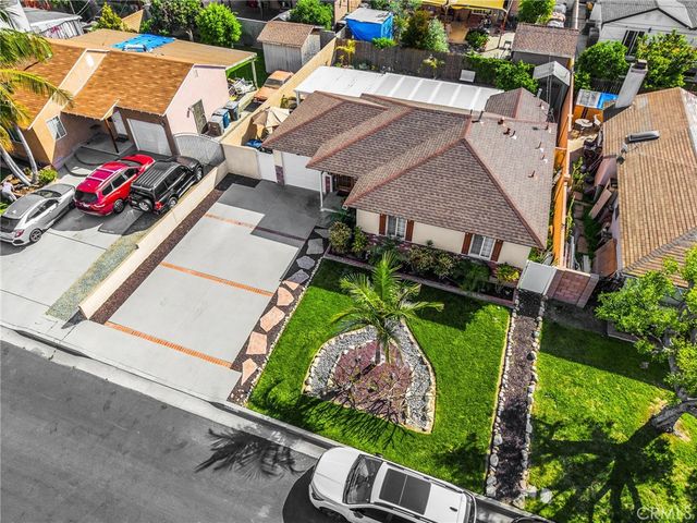 304 S Colfax, La Habra, CA 90631