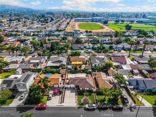 304 S Colfax, La Habra, CA 90631