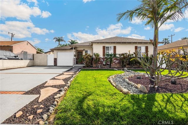 304 S Colfax, La Habra, CA 90631