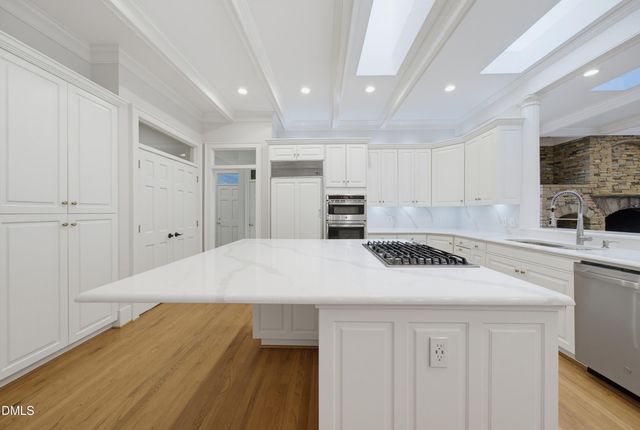 6604 Fifebrew Lane, Raleigh, NC 27614