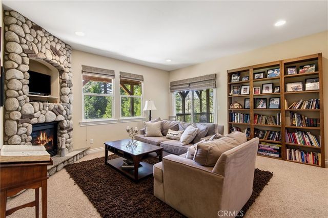 27347 Maplewood, Lake Arrowhead, CA 92317