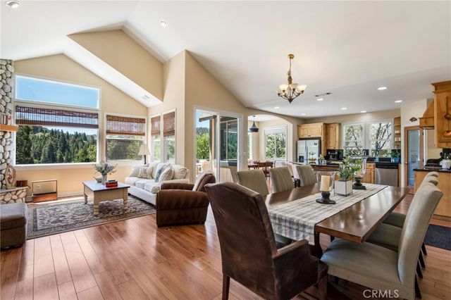 27347 Maplewood, Lake Arrowhead, CA 92317