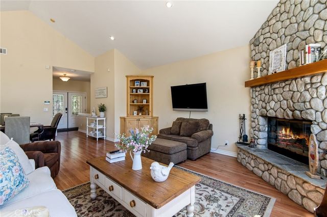 27347 Maplewood, Lake Arrowhead, CA 92317