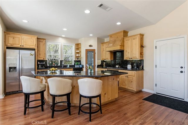 27347 Maplewood, Lake Arrowhead, CA 92317