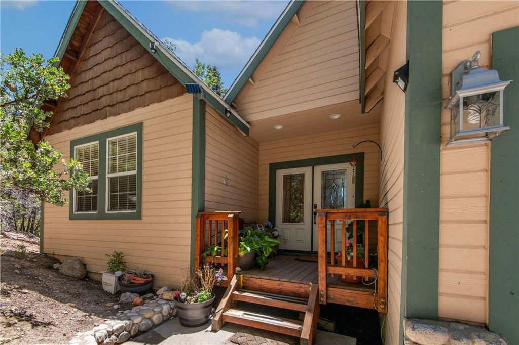 27347 Maplewood, Lake Arrowhead, CA 92317
