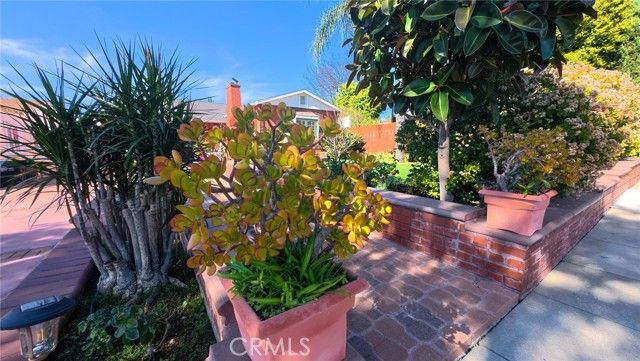 1343 Highland, Glendale, CA 91202