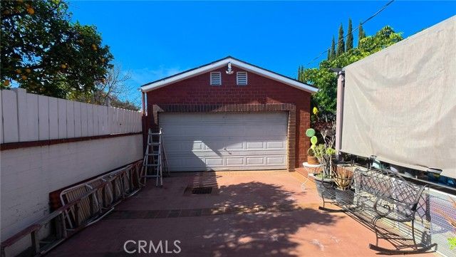 1343 Highland, Glendale, CA 91202