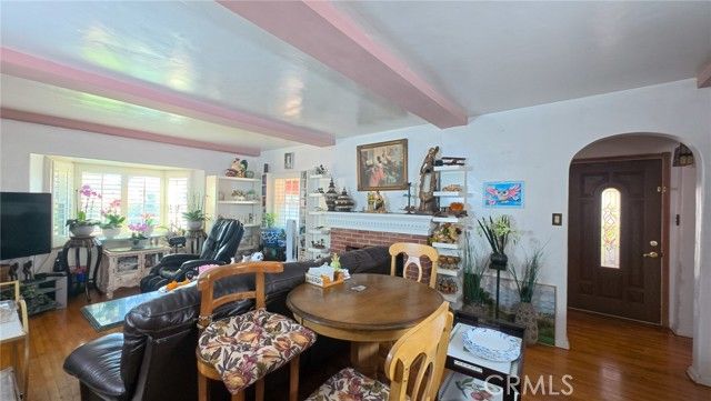 1343 Highland, Glendale, CA 91202