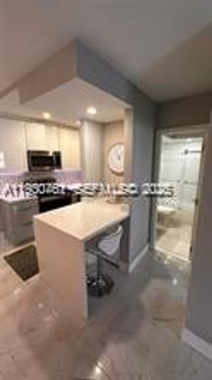 2900 Banyan St 305, Fort Lauderdale, FL 33316