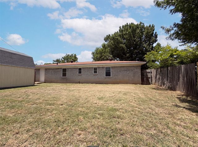 2008 Vickie Drive, Irving, TX 75060