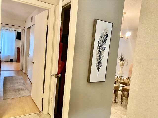 2360 IRISH LANE 64, Clearwater, FL 33763