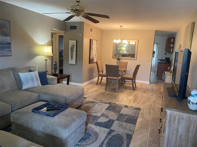 2360 IRISH LANE 64, Clearwater, FL 33763