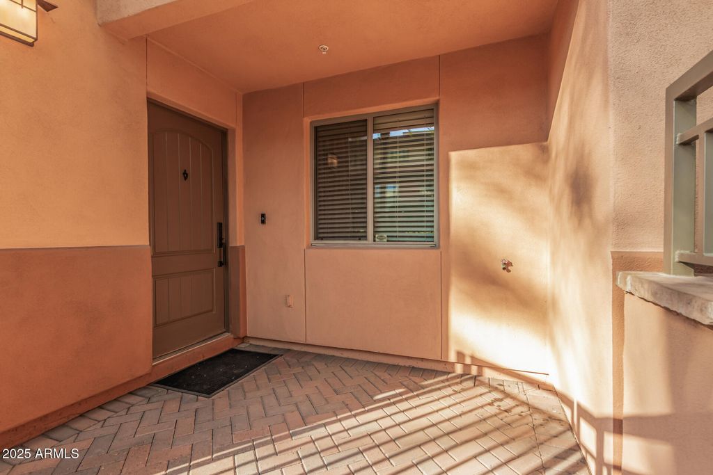 6940 E COCHISE Road 1035, Paradise Valley, AZ 85253 — photo 2