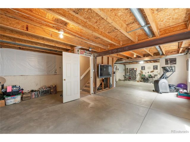 103 Red Oak Ct, Erie, CO 80516