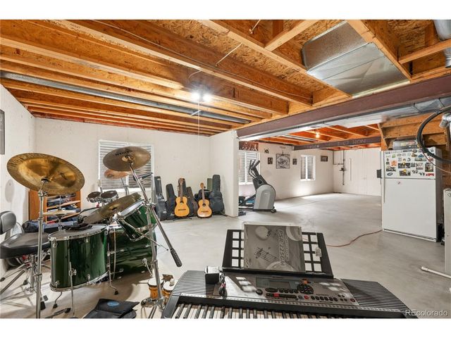 103 Red Oak Ct, Erie, CO 80516