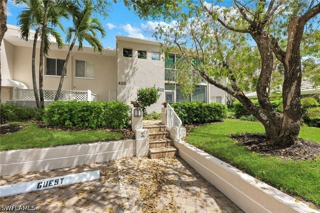 5817 Glencove DR 402, Naples, FL 34108