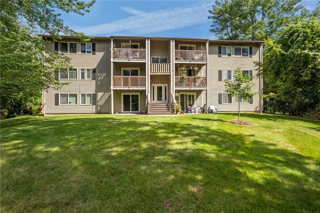 130 Fordson Avenue 7, Cranston, RI 02910