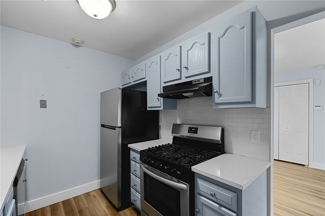 130 Fordson Avenue 7, Cranston, RI 02910