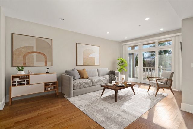 375 Market 407, Boston, MA 02135