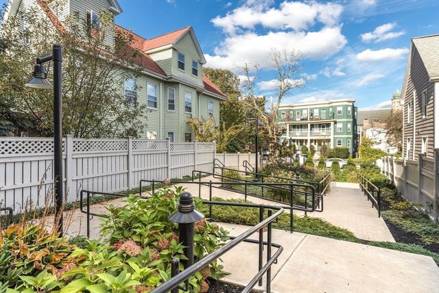 375 Market 407, Boston, MA 02135