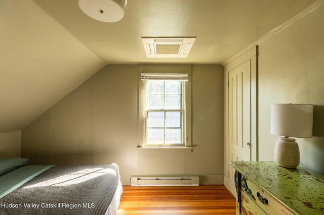 265 New York 385, Athens, NY 12015