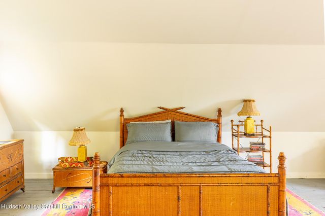 265 New York 385, Athens, NY 12015