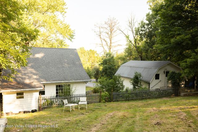 265 New York 385, Athens, NY 12015
