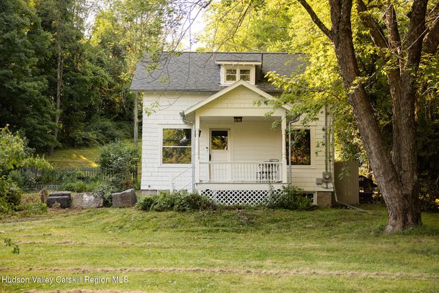265 New York 385, Athens, NY 12015