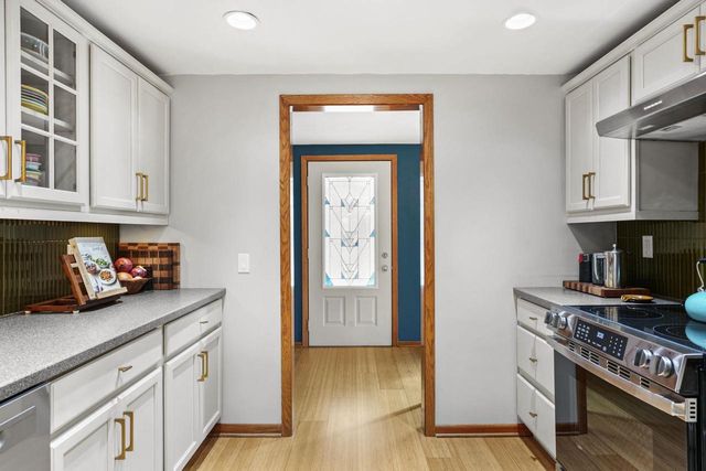 5526 Englewood Road, Madison, WI 53705