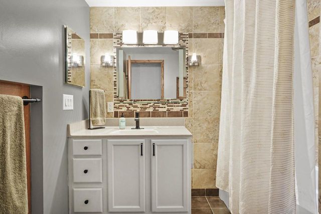 5526 Englewood Road, Madison, WI 53705