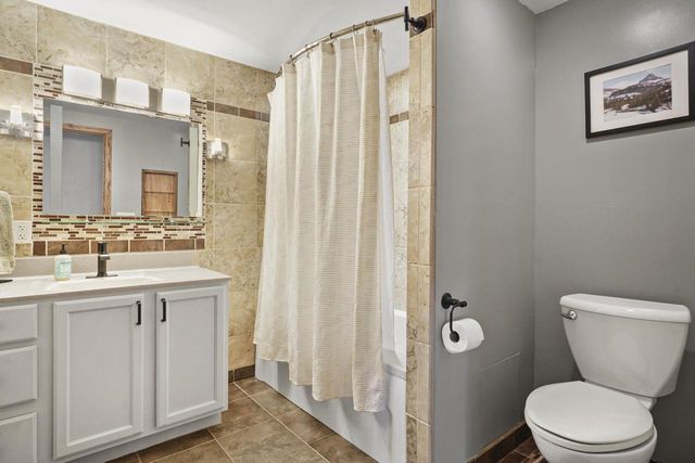 5526 Englewood Road, Madison, WI 53705