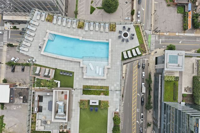 1212 Demonbreun St Apt 1506, Nashville, TN 37203