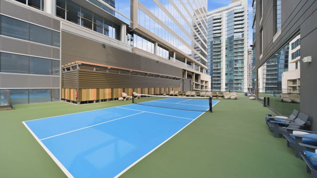 1212 Demonbreun St Apt 1506, Nashville, TN 37203