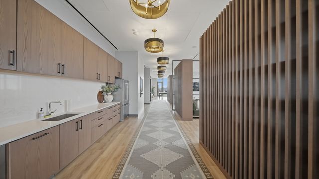 1212 Demonbreun St Apt 1506, Nashville, TN 37203