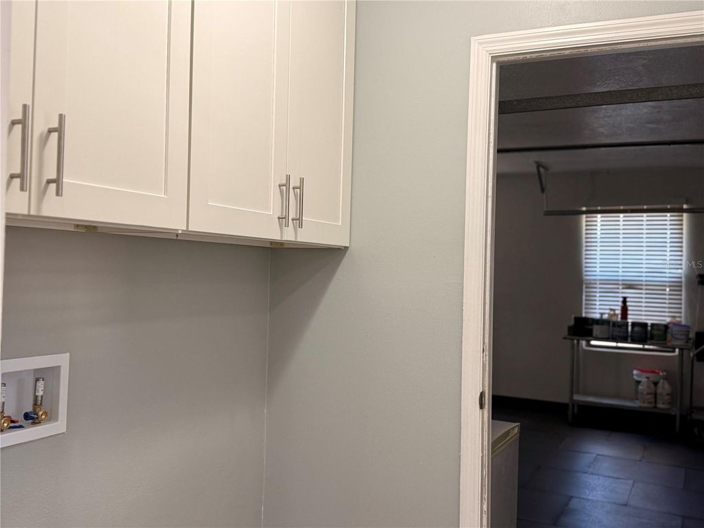 Image 24 of property listing at 1617 GREEN MEADOW LANE, Orlando, FL 32825