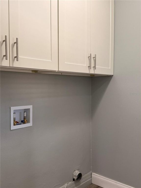 Image 27 of property listing at 1617 GREEN MEADOW LANE, Orlando, FL 32825