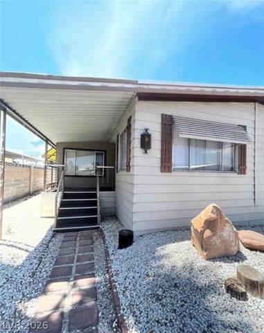 4575 Stemrose Way, Las Vegas, NV 89122