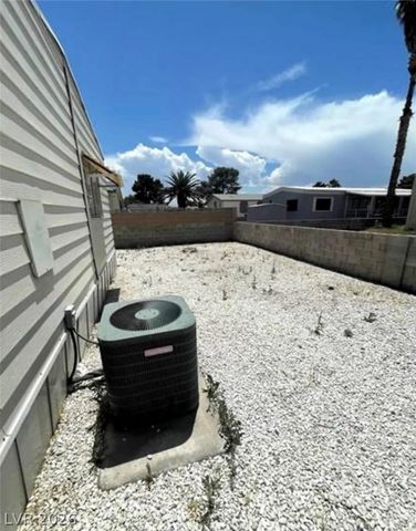 4575 Stemrose Way, Las Vegas, NV 89122