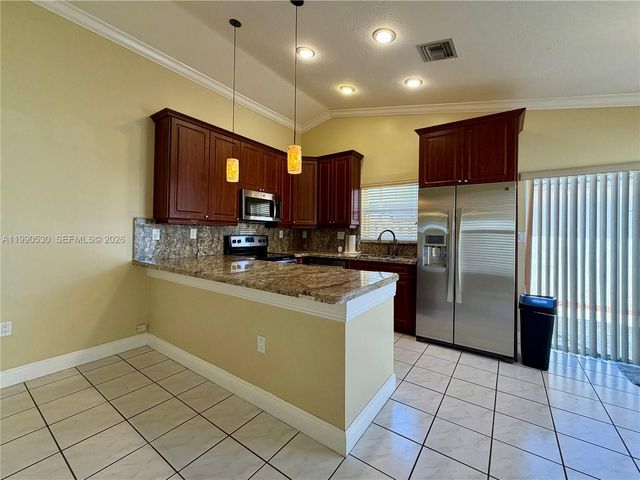 15021 SW 141st Ln, Miami, FL 33196