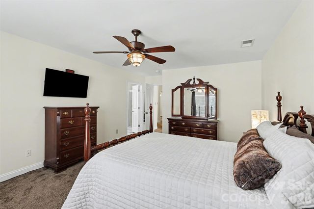 13556 Aldenbrook Drive, Huntersville, NC 28078