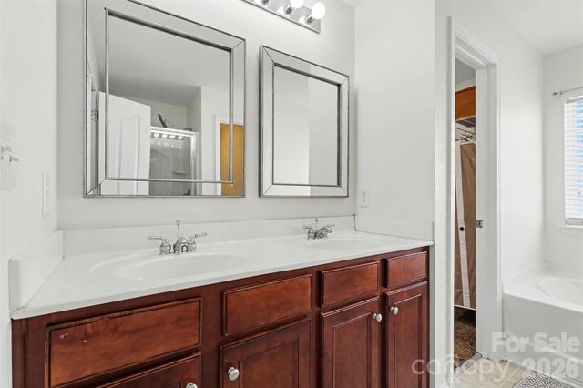 13556 Aldenbrook Drive, Huntersville, NC 28078